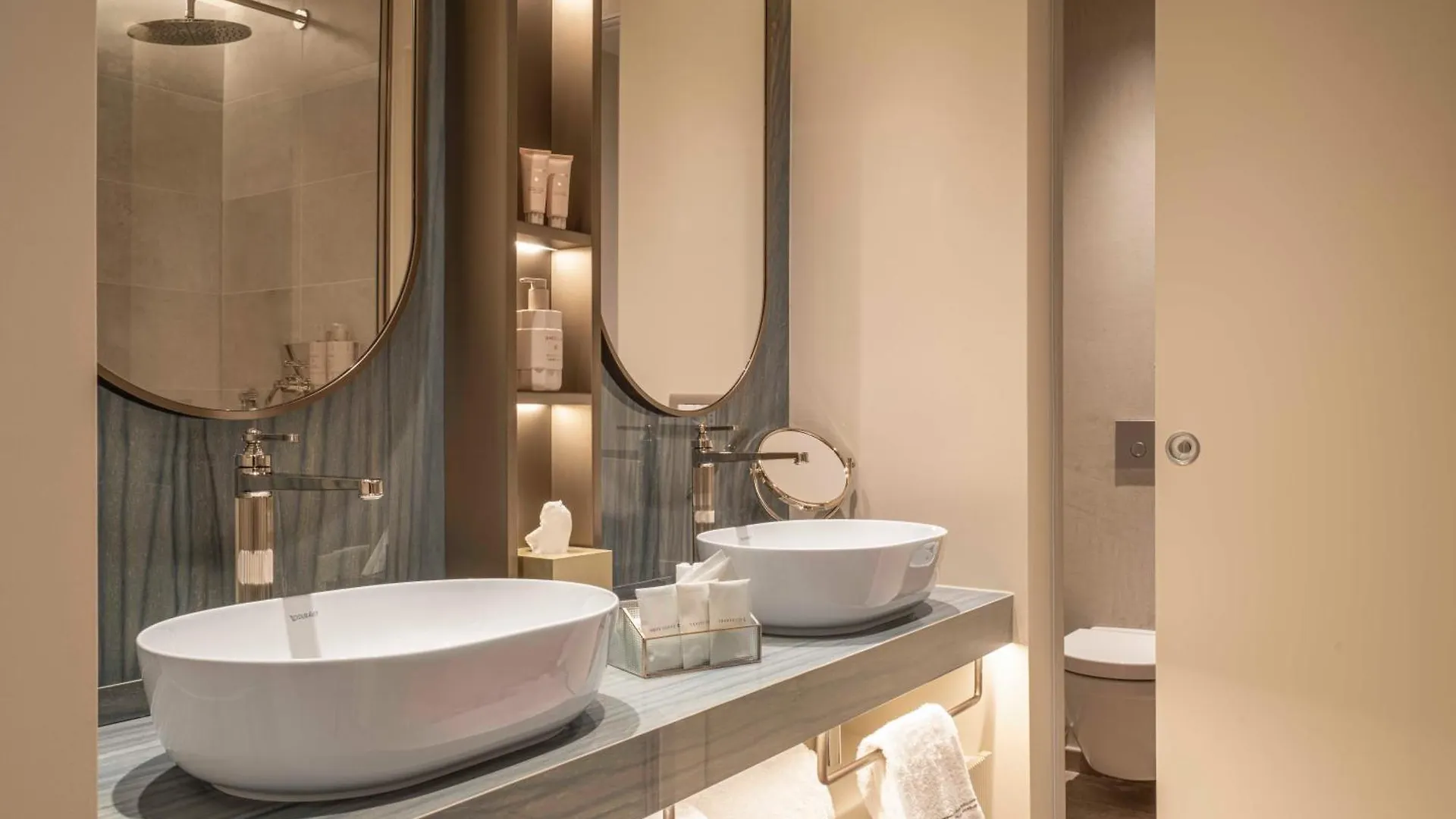 Bellerive Lifestyle Hotel Saló 5*,  Italia